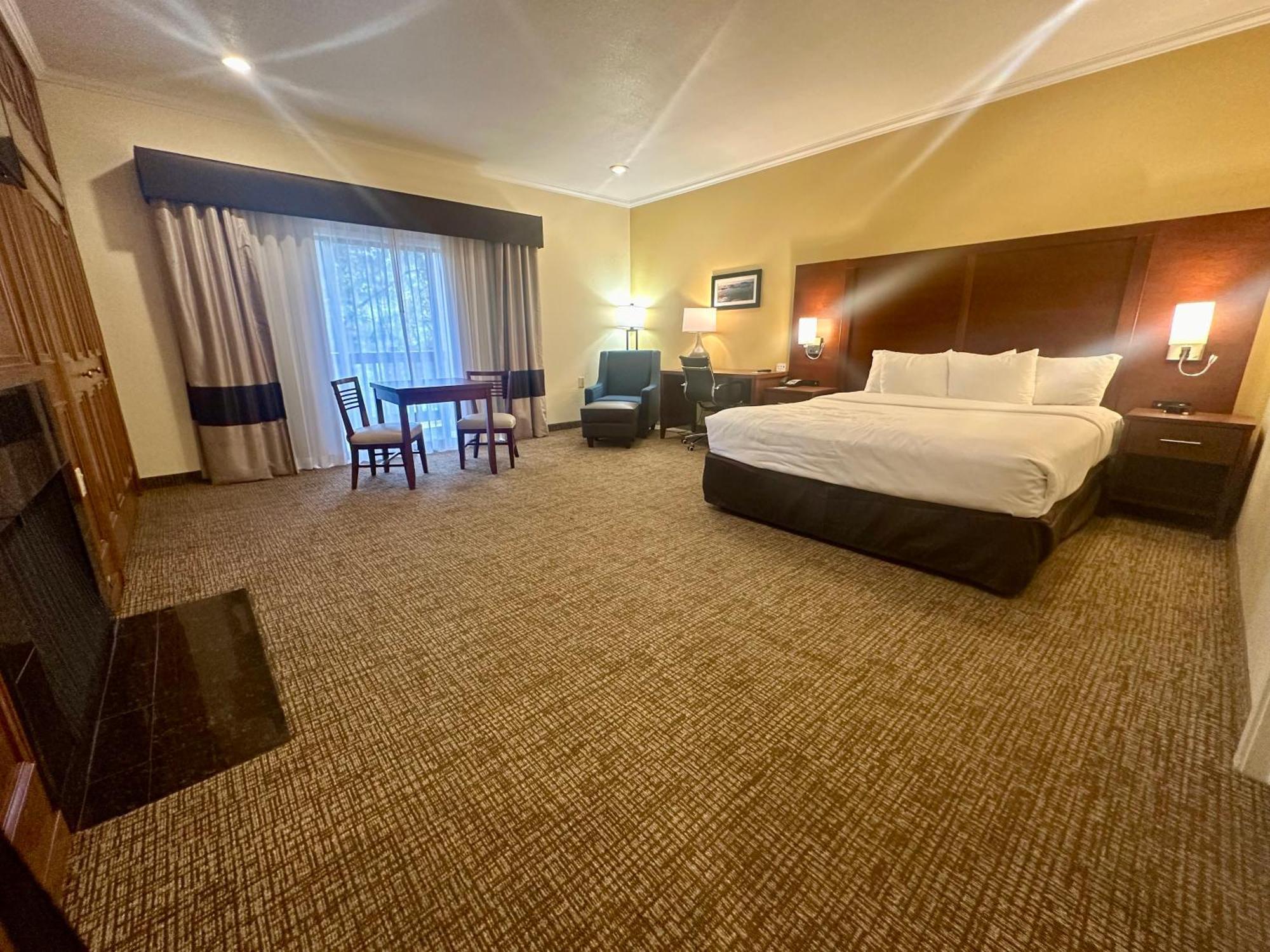 Comfort Peninsula Airport Locanda Monterey