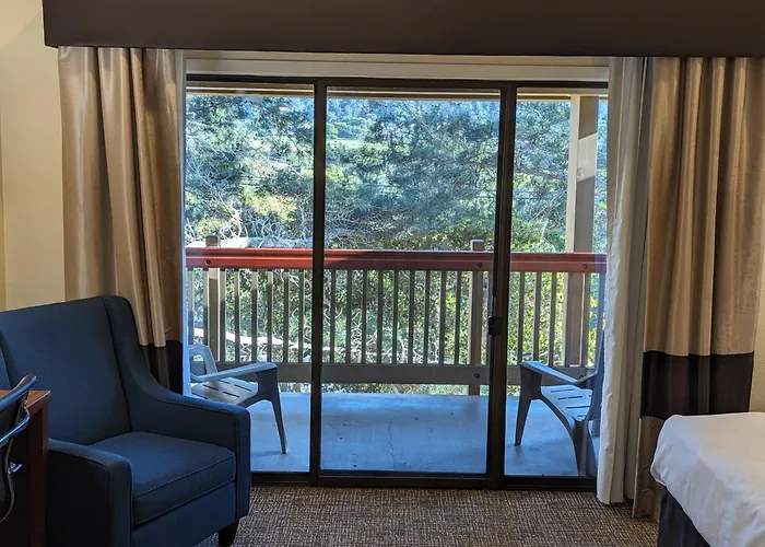 Comfort Inn Monterey Peninsula Airport
